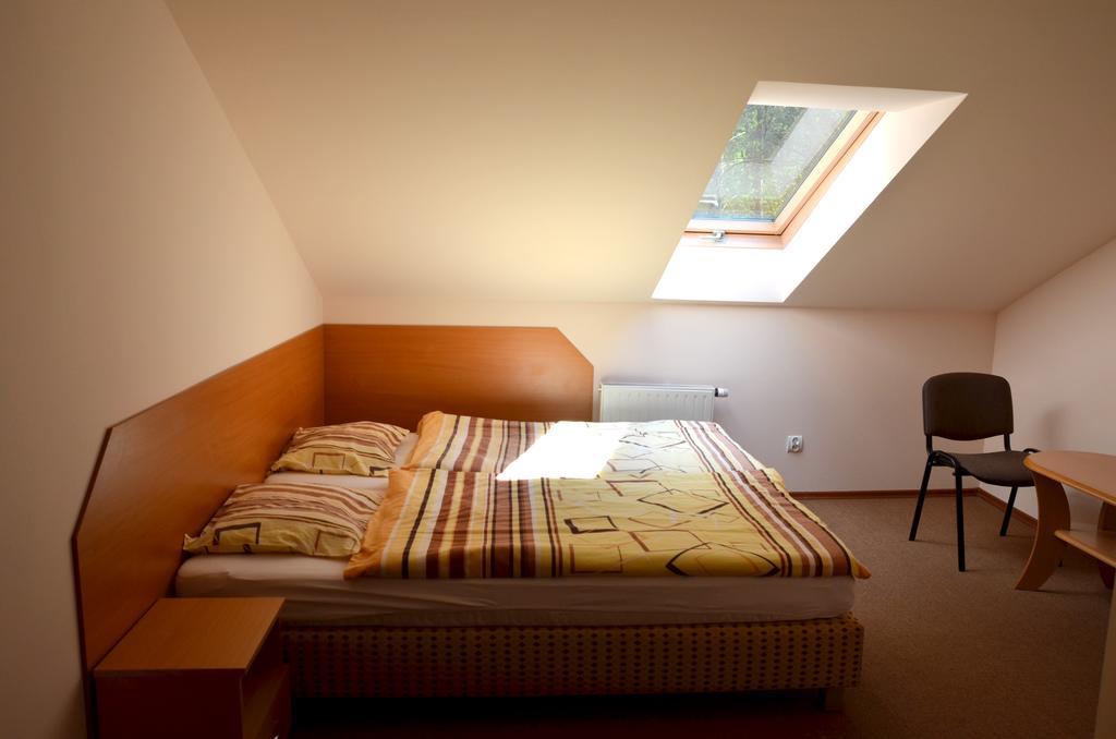 Lesny Zakatek Bed & Breakfast Smardzewice Exterior foto